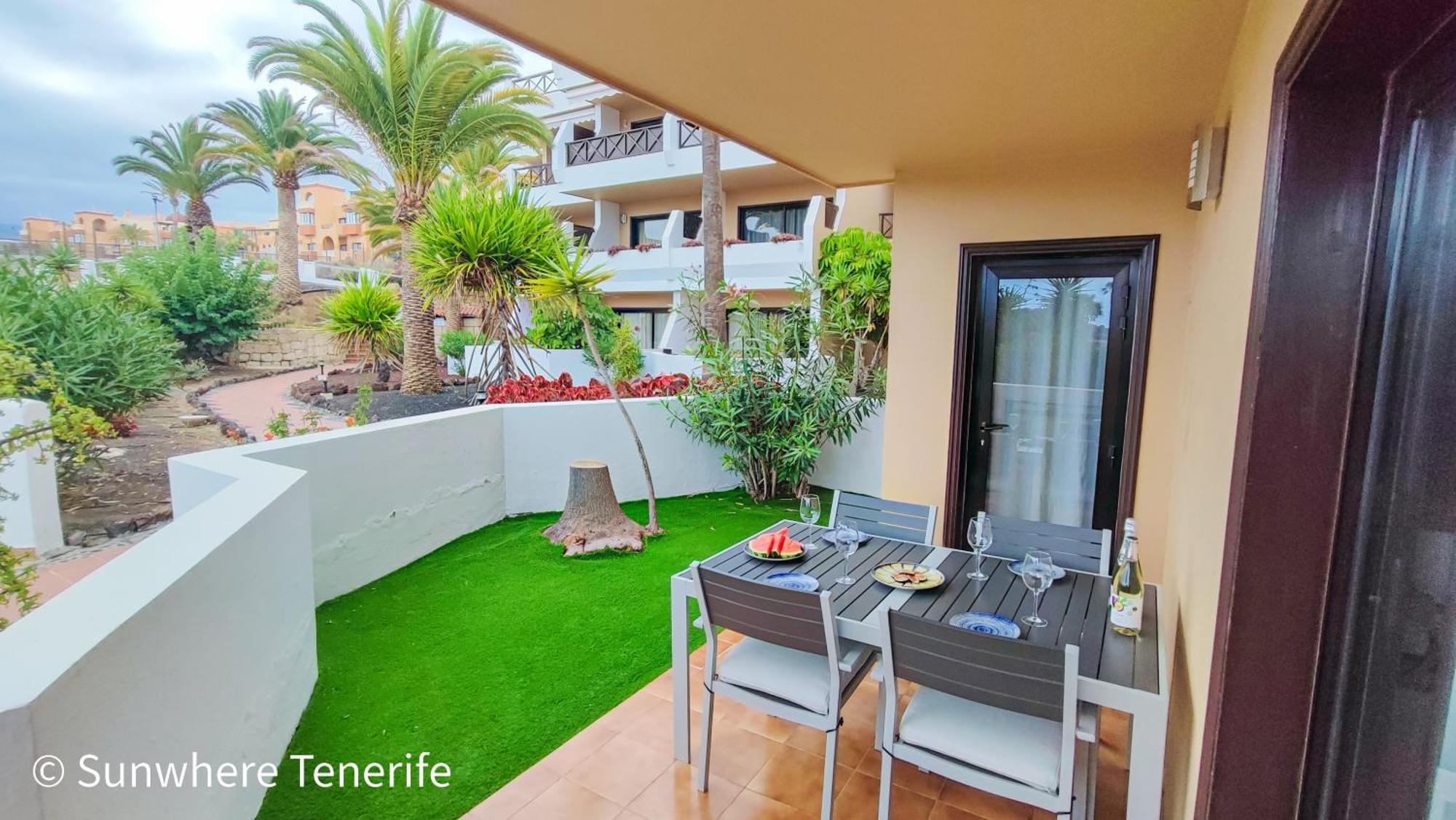 Spacious Apartment With Private Garden In Tenerife South San Miguel de Abona Luaran gambar